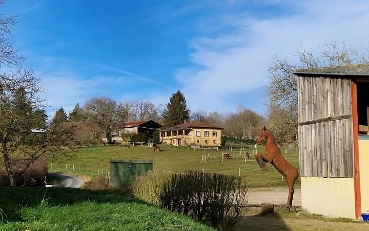 4 bed stone house for sale near Dordogne and Lot