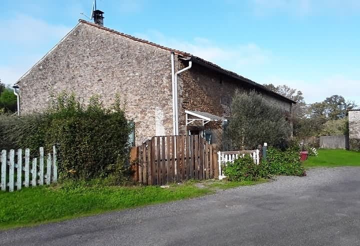 3 bed stone house for sale near Vienne And Haute Vienne