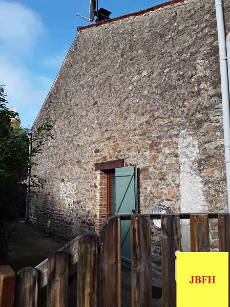 3 bed stone house for sale near Vienne And Haute Vienne