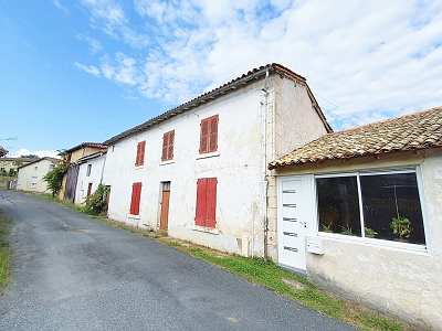 Stone house to renovate near Gentray