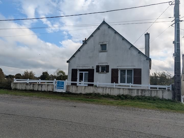 4 bed stone house for sale near BRITTANY CENTRE and BRITTANY CENTRE WEST