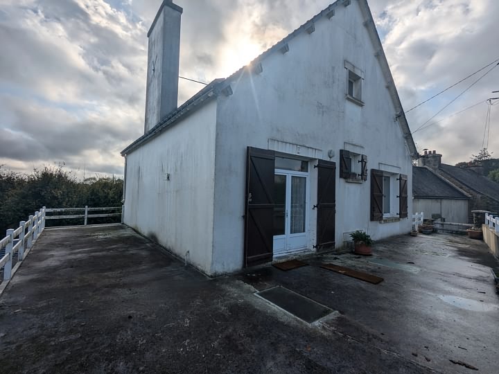 4 bed stone house for sale near BRITTANY CENTRE and BRITTANY CENTRE WEST