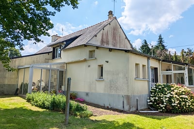 2 bed stone house for sale near Taupont