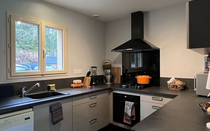 6 bed stone house for sale near Dordogne and Lot