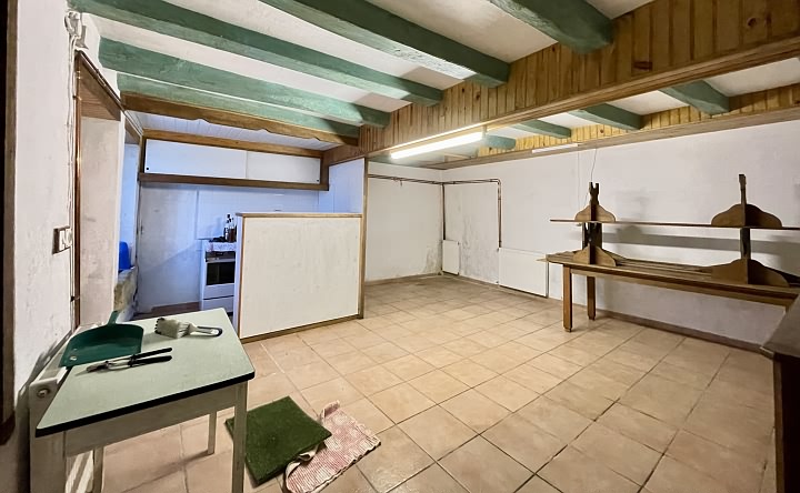 Stone house to renovate near Ansac Sur Vienne
