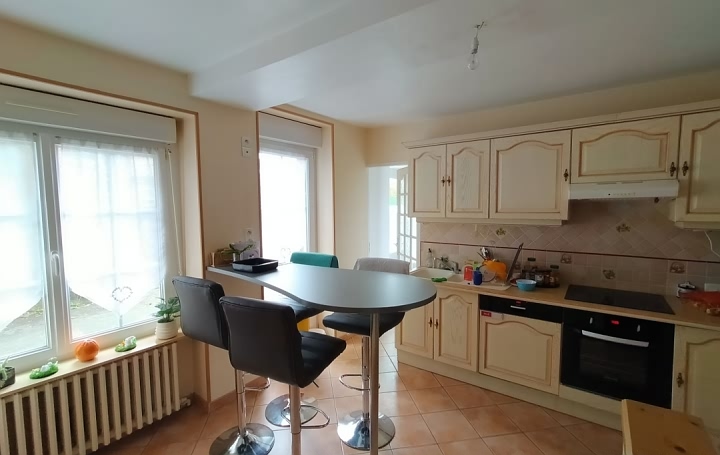 5 bed stone longère for sale near Averton