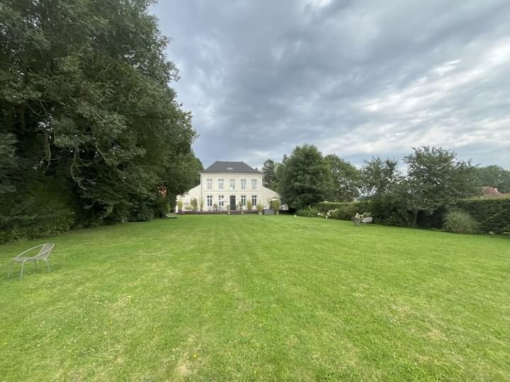 6 bed stone house for sale near Lambus
