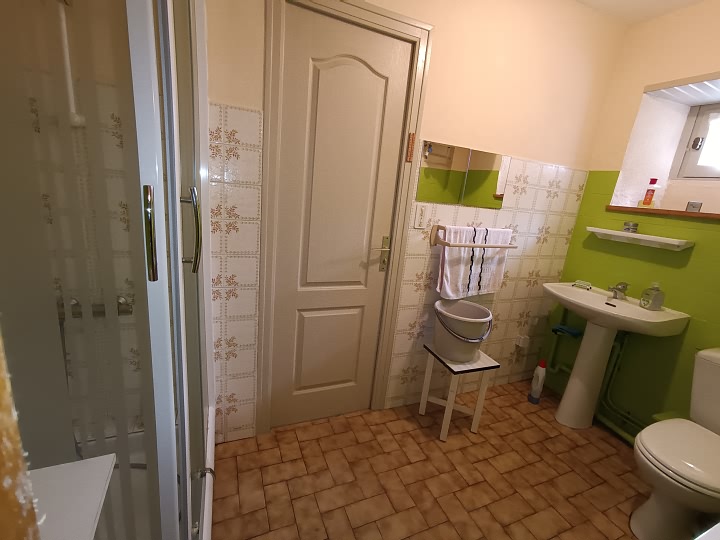 3 bed stone house for sale near Bonen