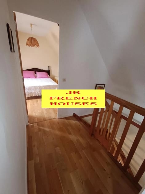 3 bed stone house for sale near Bonen