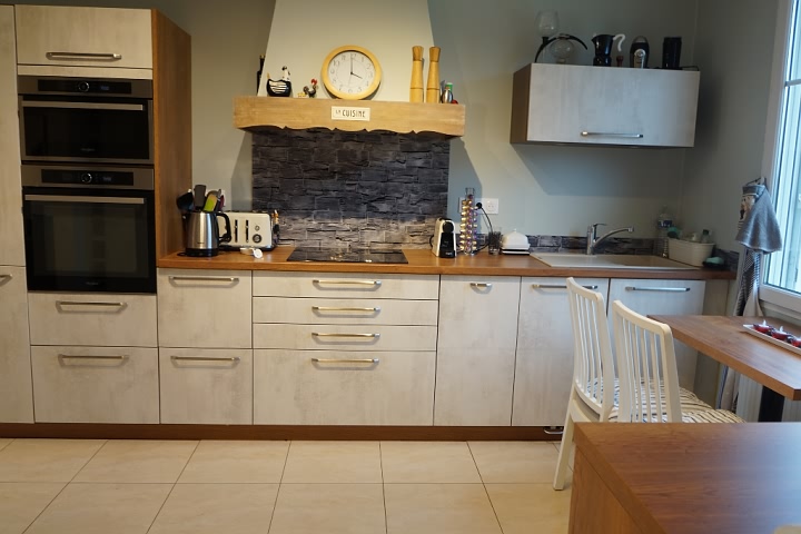 4 bed stone house for sale near Keraden