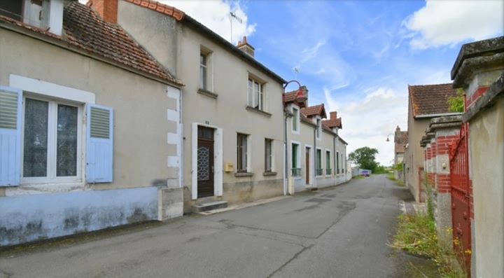 2 bed stone house for sale near SOUTH INDRE and SOUTH CHER and NORTH CREUSE