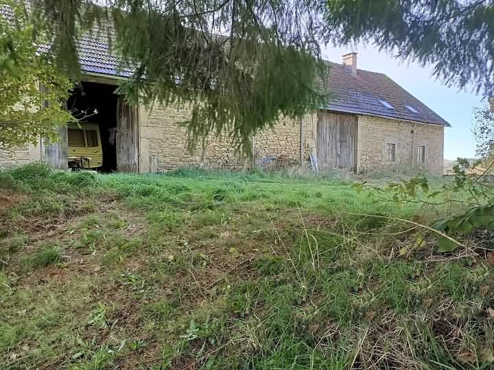 Château to renovate near Farges