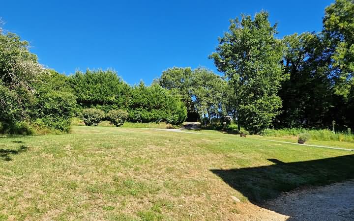 4 bed stone house for sale near Castels