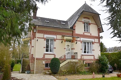 3 bed stone house for sale near Cisai Saint Aubin