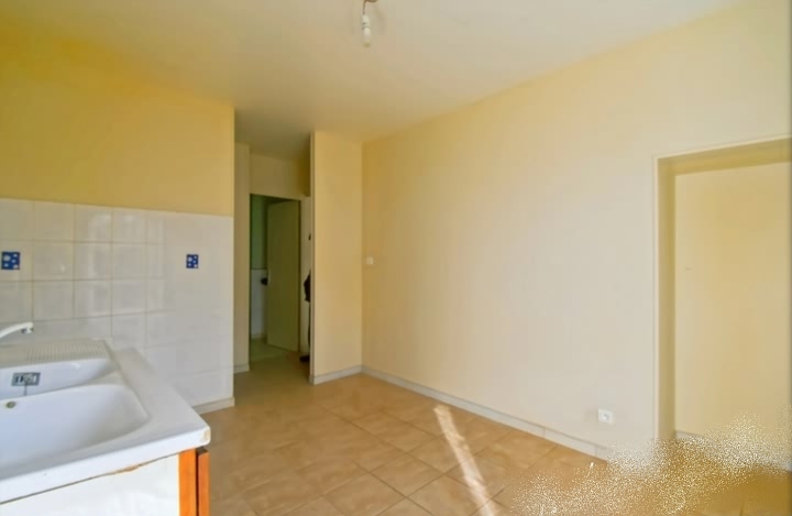 1 bed stone house for sale near SOUTH INDRE and SOUTH CHER and NORTH CREUSE