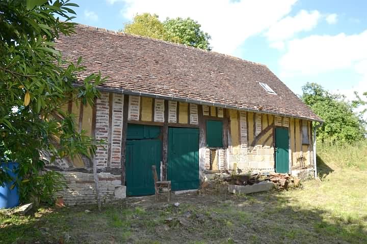 4 bed house for sale near Cisai Saint Aubin