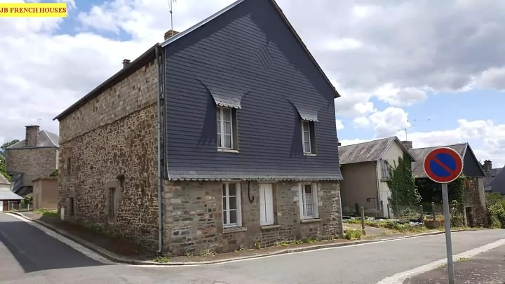 Stone house to renovate near Jarry