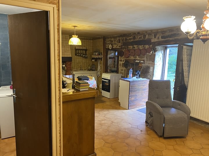4 bed stone house for sale near Viam