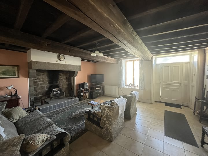 3 bed stone house for sale near Le Tanu