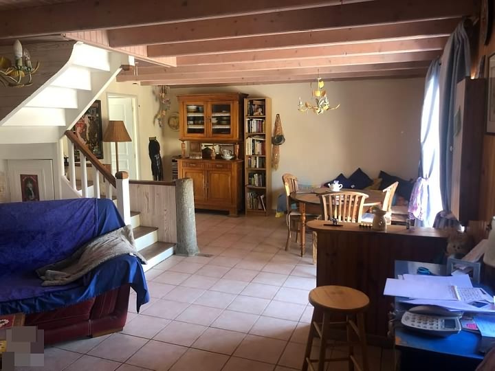 3 bed stone house for sale near Keraden