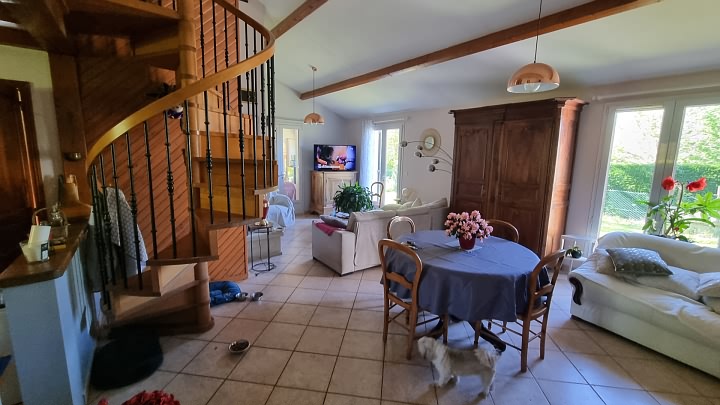 4 bed stone house for sale near Goulat
