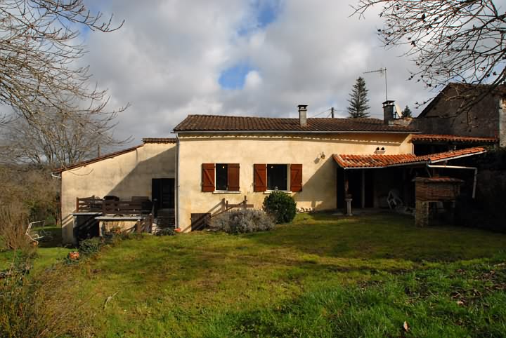 3 bed stone house for sale near Vanxains