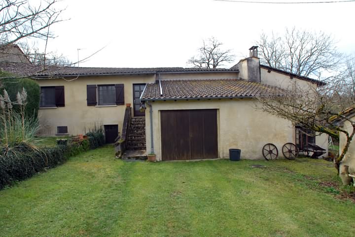 3 bed stone house for sale near Vanxains