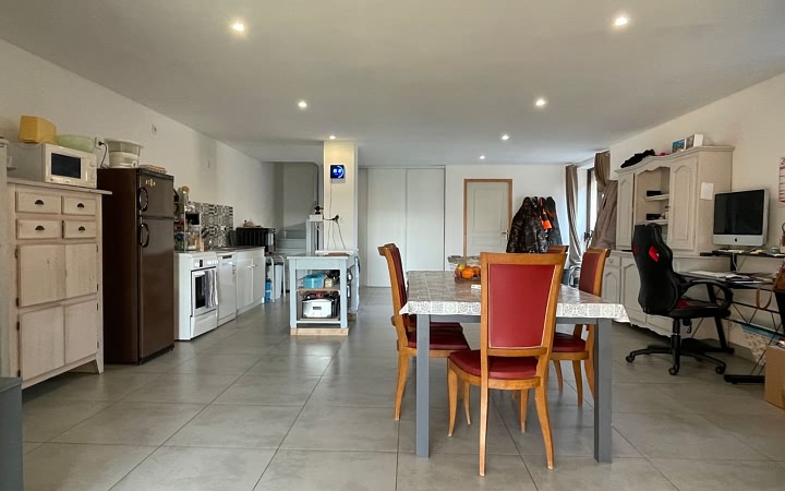 5 bed stone house for sale near Aubas