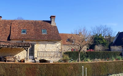 Maison en pierre de 4 chambres à vendre près de Dussac