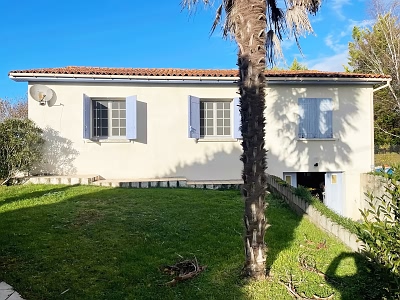 3 bed house for sale near Aizet