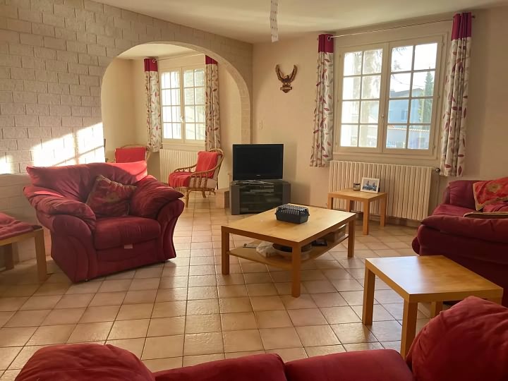 3 bed house for sale near Aizet