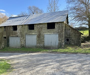 Stone barn to renovate near Tréprel