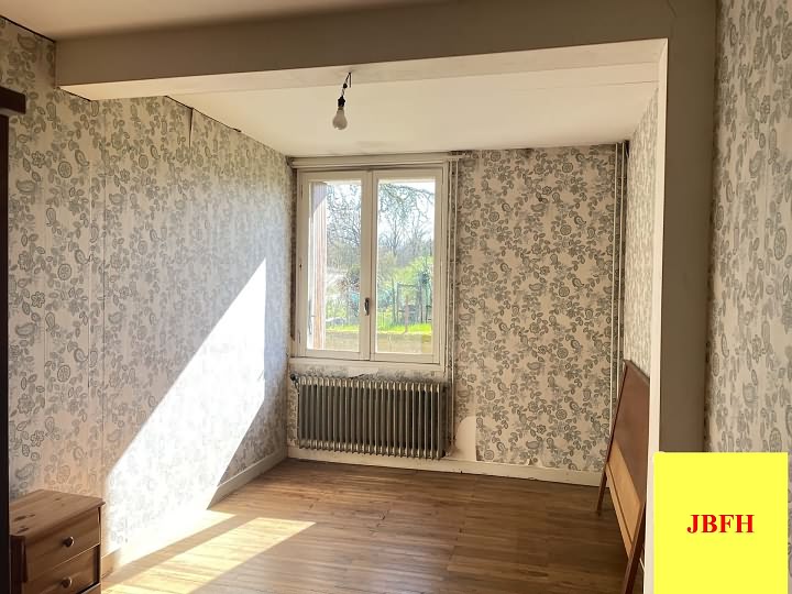 2 bed stone house for sale near Pliboux