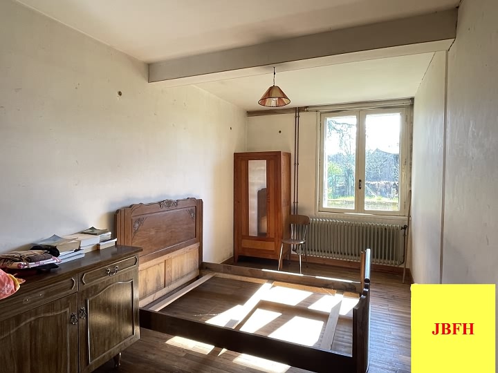 2 bed stone house for sale near Pliboux