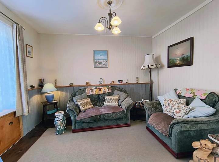 2 bed stone house for sale near Lesbois