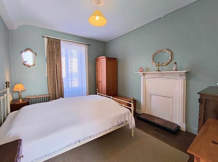 2 bed stone house for sale near Lesbois