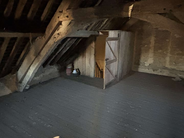 2 bed stone house for sale near Lesbois