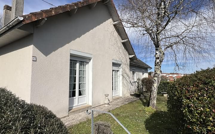 3 bed stone house for sale near Ajat