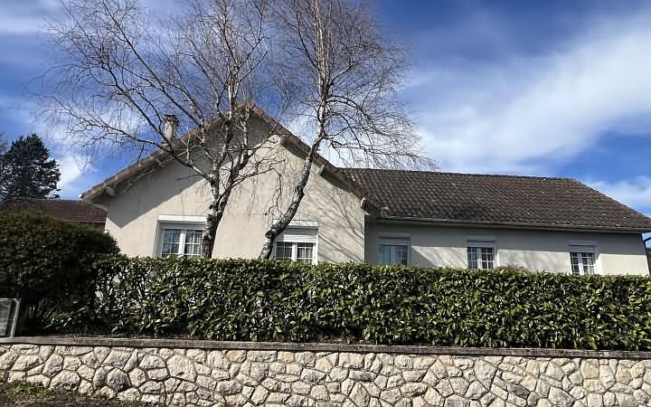 3 bed stone house for sale near Ajat
