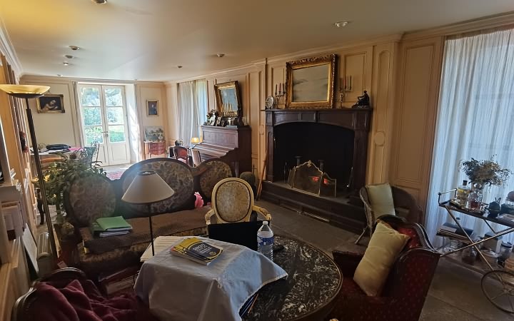 6 bed stone house for sale near Dordogne and Lot