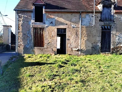 Stone barn to renovate near SOUTH INDRE and SOUTH CHER and NORTH CREUSE