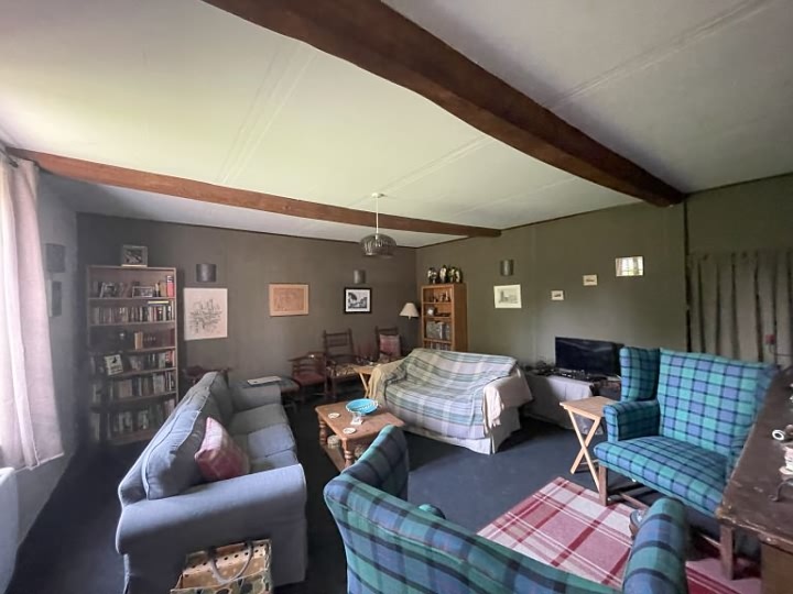 5 bed stone house for sale near Lambus