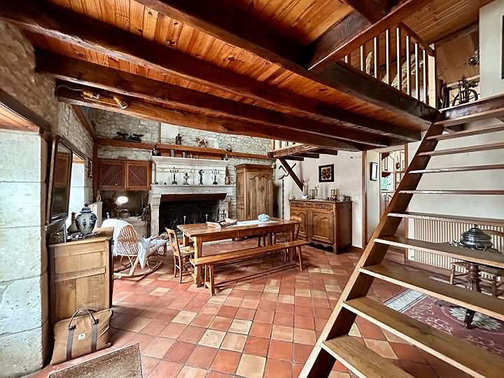 3 bed stone house for sale near Gentray
