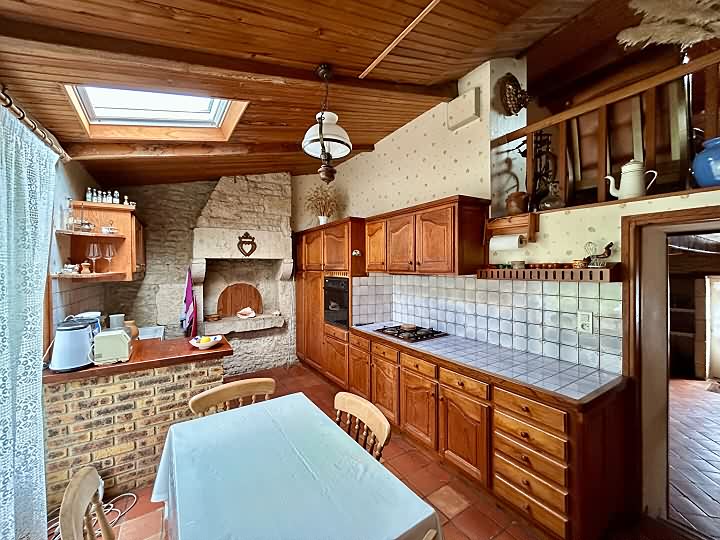 3 bed stone house for sale near Gentray