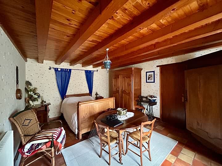 3 bed stone house for sale near Gentray