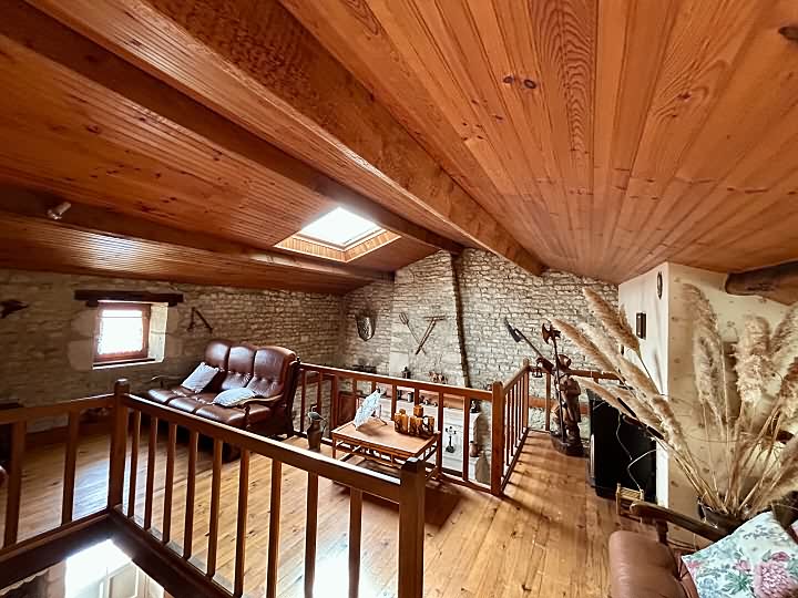 3 bed stone house for sale near Gentray