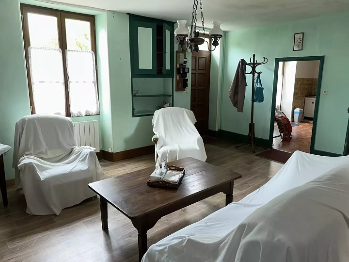 2 bed stone house for sale near Chez Vécant