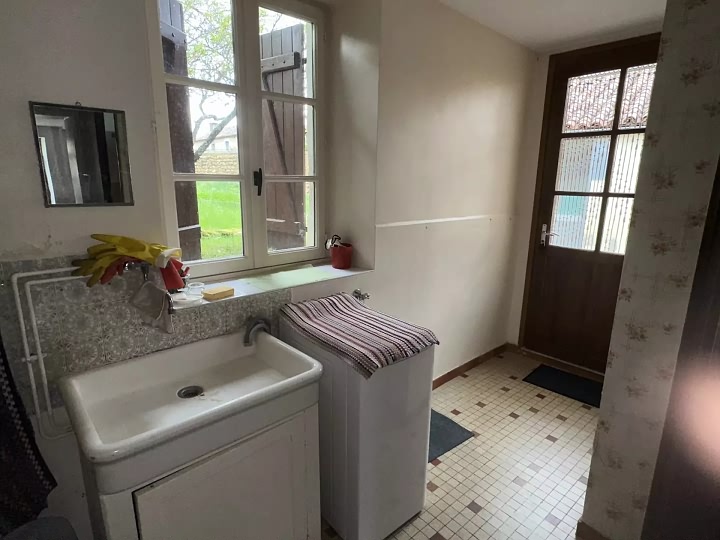 2 bed stone house for sale near Chez Vécant