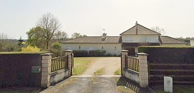 5 bed stone house for sale near Ajat