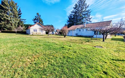 3 bed stone house for sale near Labey